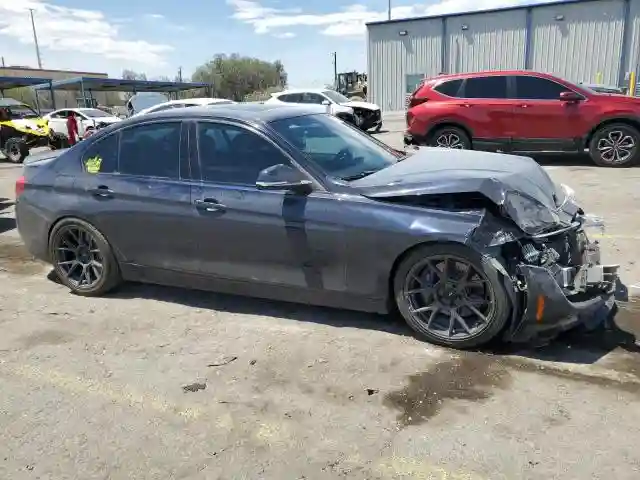 WBA8B3G59HNU35613 2017 BMW 3 SERIES-3