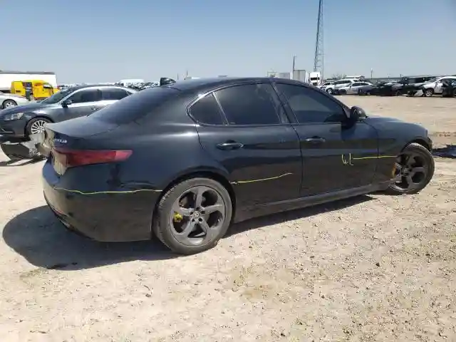ZARFAEBN2J7576586 2018 ALFA ROMEO GIULIA-2