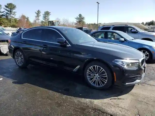 WBAJA7C54KWW23037 2019 BMW 5 SERIES-3