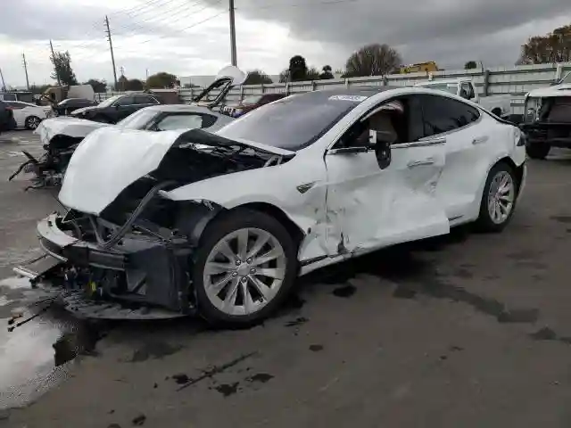5YJSA1E10GF153812 2016 TESLA MODEL S-0