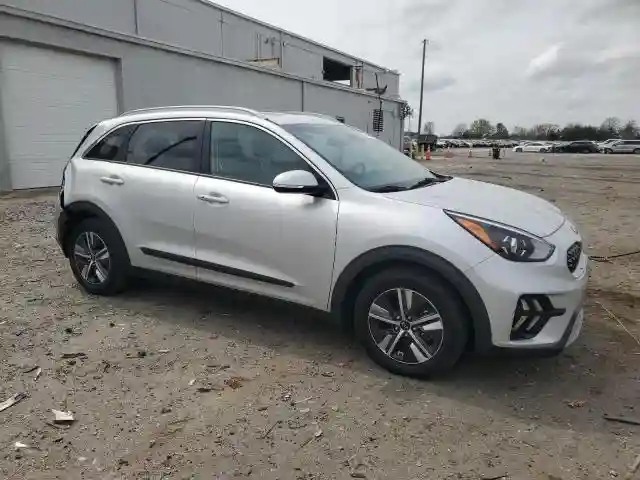 KNDCE3LC2M5462655 2021 KIA NIRO-3