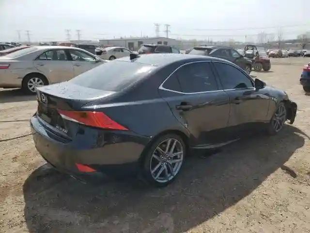 JTHC81D2XJ5027491 2018 LEXUS IS-2