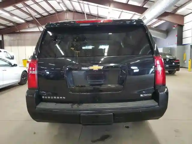 1GNSKJKC9HR161803 2017 CHEVROLET SUBURBAN-5