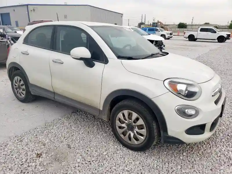 ZFBCFXAH0HP602900 2017 FIAT 500-3
