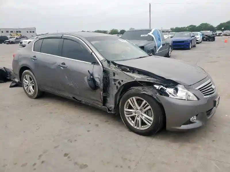 JN1CV6AR9FM651534 2015 INFINITI Q40-3