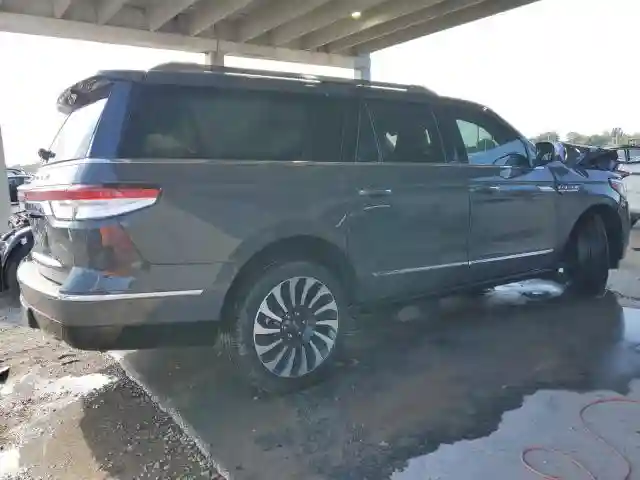 5LMJJ3TG7REL07346 2024 LINCOLN NAVIGATOR-2