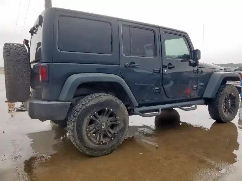 1C4BJWDG3HL676419 2017 JEEP WRANGLER-2
