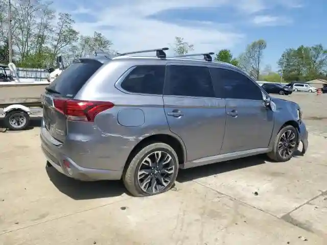 JA4J24A56JZ028053 2018 MITSUBISHI OUTLANDER-2