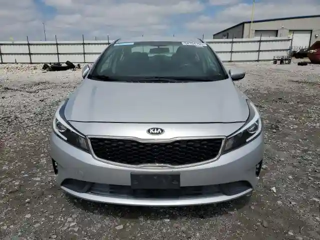 3KPFK4A76HE027584 2017 KIA FORTE-4