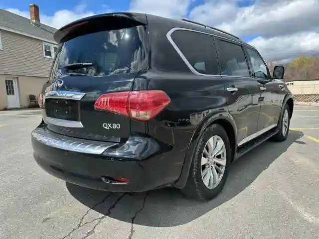 JN8AZ2NC7G9402763 2016 INFINITI QX80-2