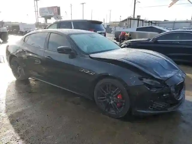 ZAM56YPA3K1333013 2019 MASERATI QUATTROPOR-3