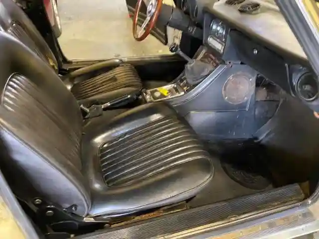 AR3041681 1973 ALFA ROMEO SPIDER-4