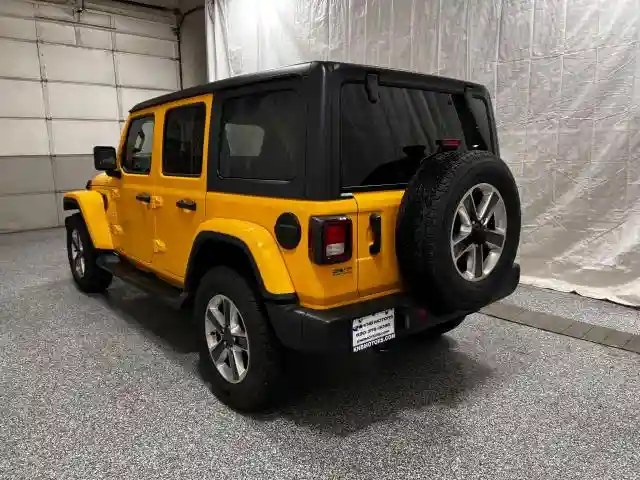 1C4HJXEG6MW754621 2021 JEEP WRANGLER-2