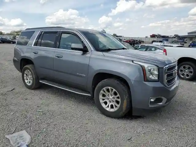 1GKS2BKC1JR385978 2018 GMC YUKON-3