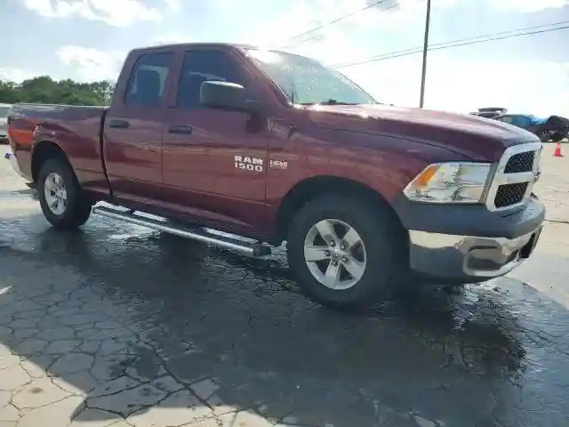 1C6RR6FT5JS333616 2018 RAM 1500-3
