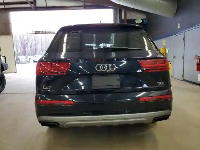 WA1LAAF78HD029250 2017 AUDI Q7-5