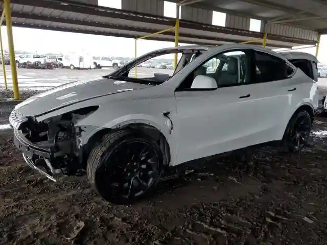 7SAYGDEE5NA021722 2022 TESLA MODEL Y-0
