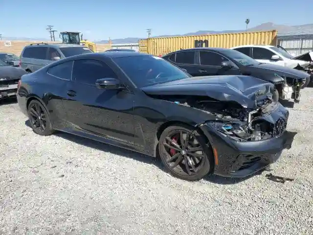 WBA83AP02RCN76056 2024 BMW M4-3