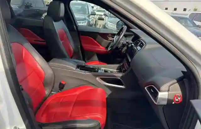SADCL2FN8JA259869 2018 JAGUAR F-PACE-4