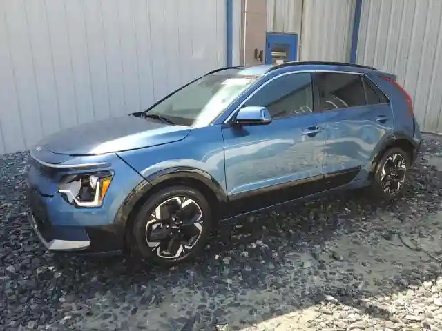 KNDCR3L18P5049372 2023 KIA NIRO WIND-0