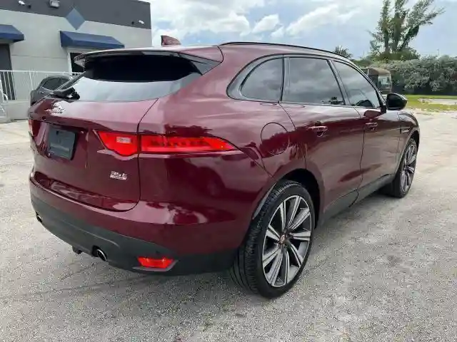 SADCK2BV2HA077734 2017 JAGUAR F-PACE-2
