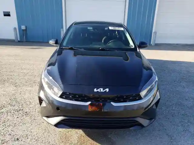 3KPF24ADXPE563121 2023 KIA FORTE-4
