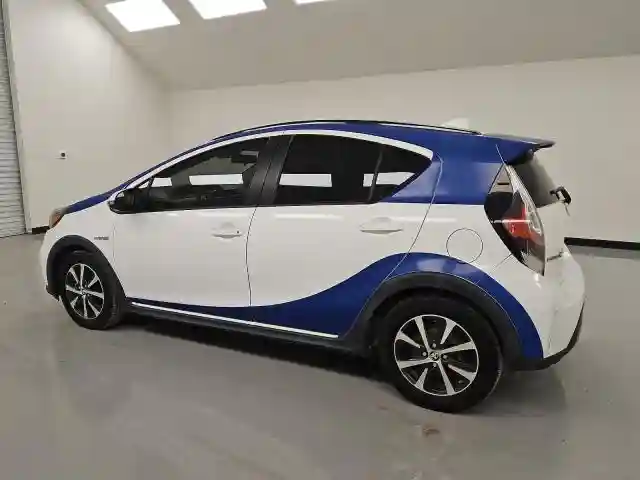 JTDKDTB3XJ1599863 2018 TOYOTA PRIUS-1