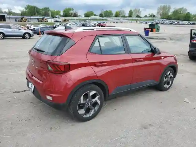 KMHRC8A38NU192771 2022 HYUNDAI VENUE-2