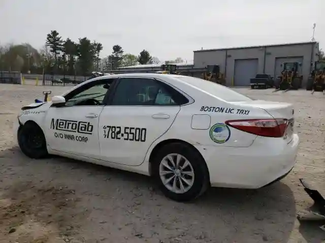 4T1BD1FK9GU195266 2016 TOYOTA CAMRY-1