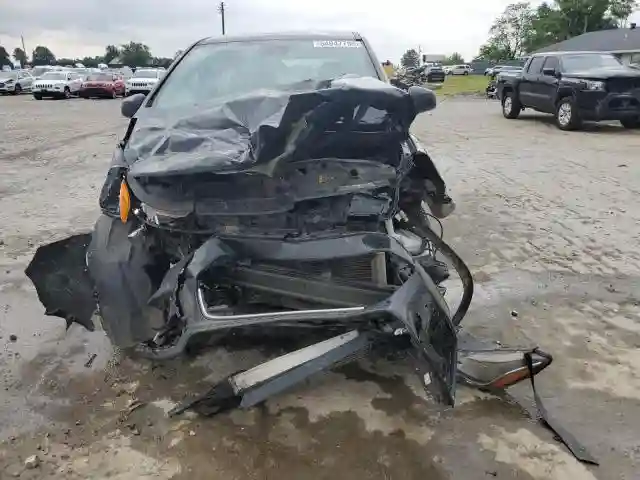 3GNCJNSBXJL327460 2018 CHEVROLET TRAX-4
