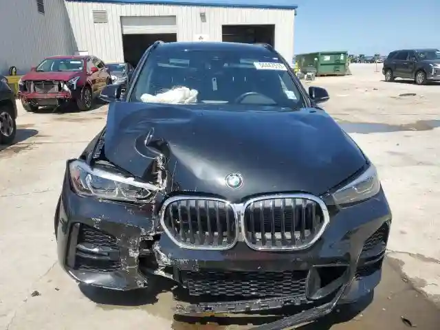 WBXJG7C04M5U03124 2021 BMW X1-4