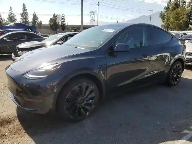 7SAYGDED7RF056973 2024 TESLA MODEL Y-0