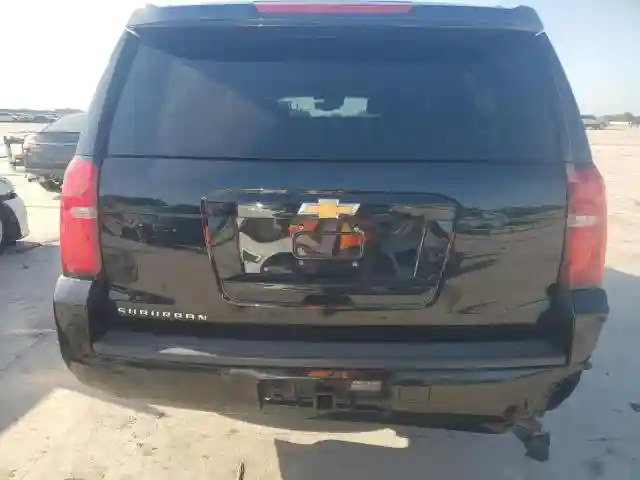 1GNSCHKC7JR163299 2018 CHEVROLET SUBURBAN-5