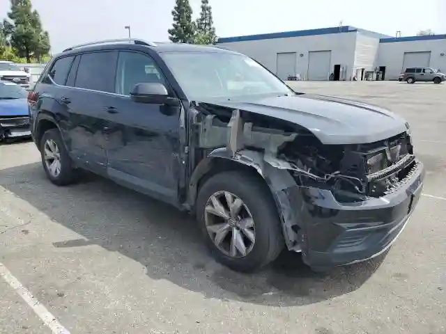 1V2AR2CA4JC522977 2018 VOLKSWAGEN ATLAS-3