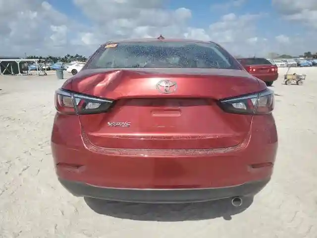 3MYDLBYV0KY517734 2019 TOYOTA YARIS-5