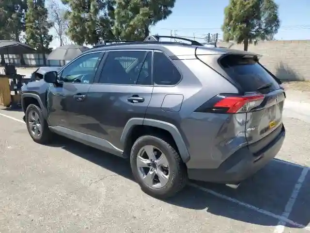 2T3H1RFV3MC165938 2021 TOYOTA RAV4-1