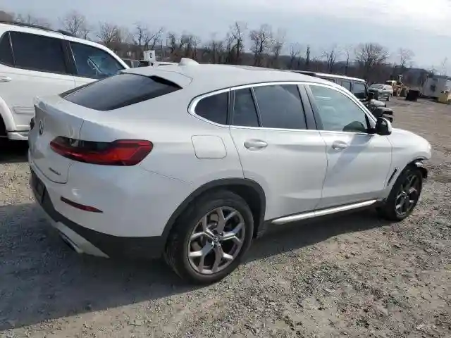 5UX33DT09R9U71062 2024 BMW X4-2