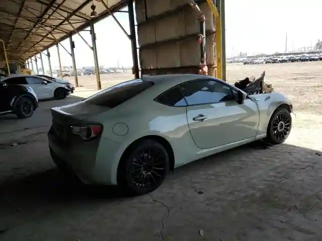 JF1ZNAA17G9706643 2016 TOYOTA SCION-2