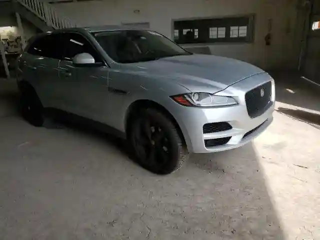 SADCS2FX2KA391600 2019 JAGUAR F-PACE-3