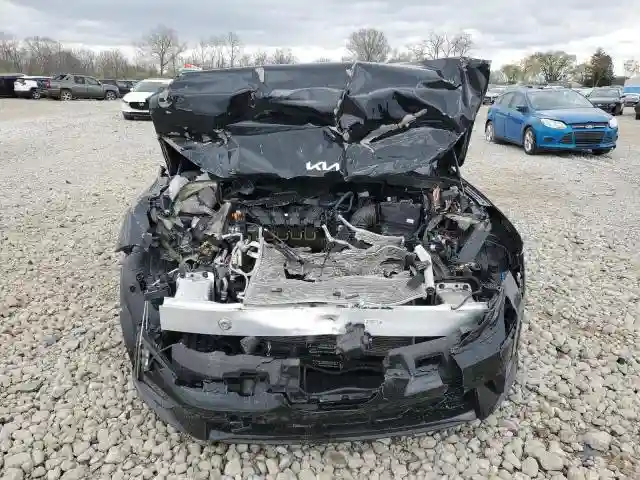 KNAG64J78S5310271 2025 KIA K5-4