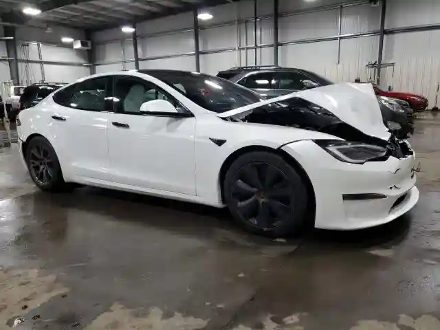 5YJSA1E5XPF500758 2023 TESLA MODEL S-3