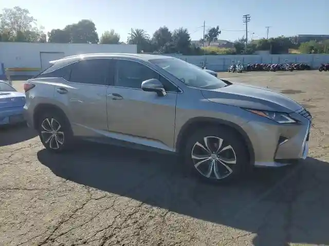 2T2BZMCA8HC118952 2017 LEXUS RX350-3