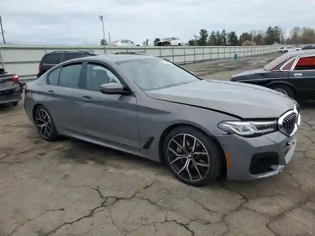 WBA73BJ09MWW96289 2021 BMW 5 SERIES-3