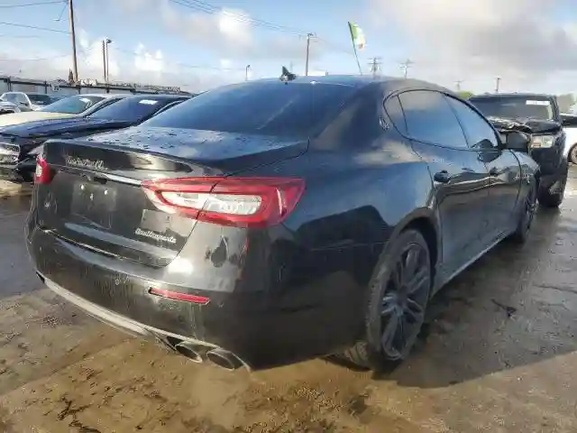 ZAM56YPA3K1333013 2019 MASERATI QUATTROPOR-2