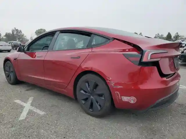5YJ3E1EA3RF769130 2024 TESLA MODEL 3-1