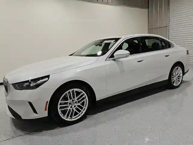 WBA43FJ00RCR68294 2024 BMW 5 SERIES-0
