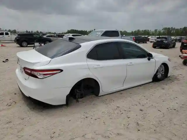 4T1F11AK9LU975747 2020 TOYOTA CAMRY-2