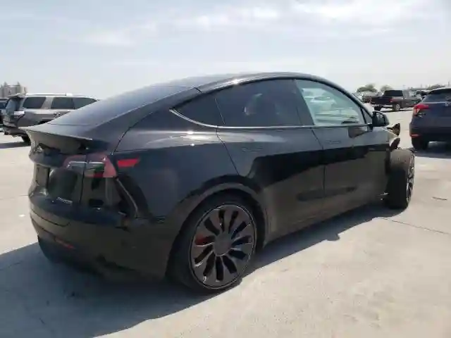 7SAYGDEF9PF947667 2023 TESLA MODEL Y-2