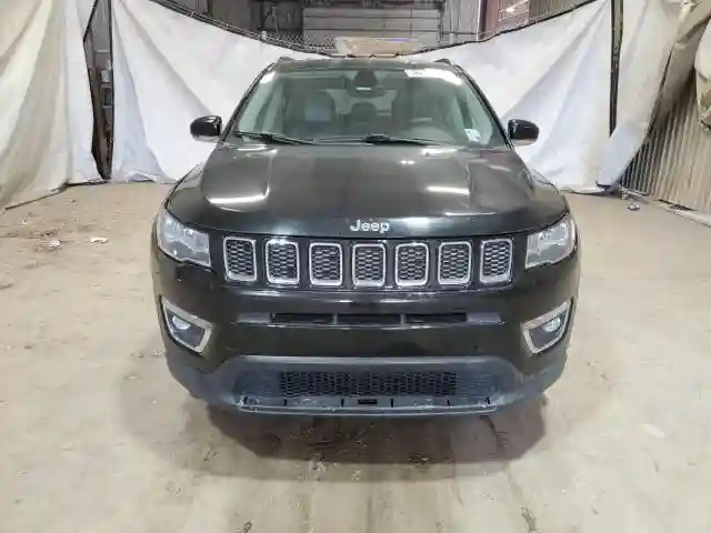 3C4NJDCBXJT399754 2018 JEEP COMPASS-4