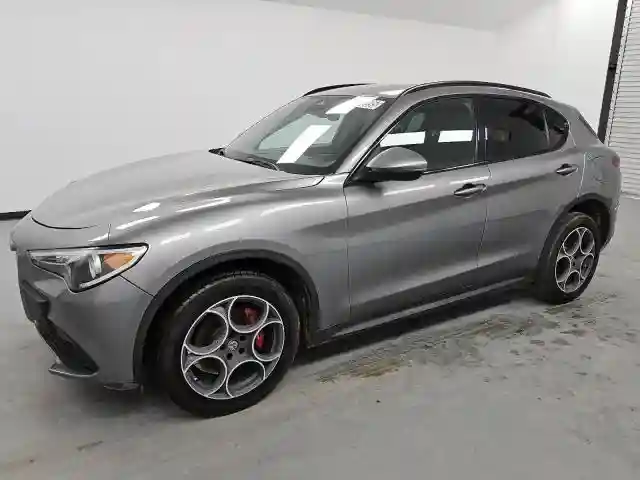 ZASFAKNN9J7B73006 2018 ALFA ROMEO STELVIO-0